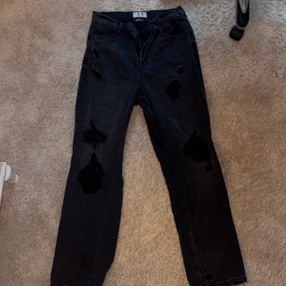 Women's Black Distressed Jeans. Free people.